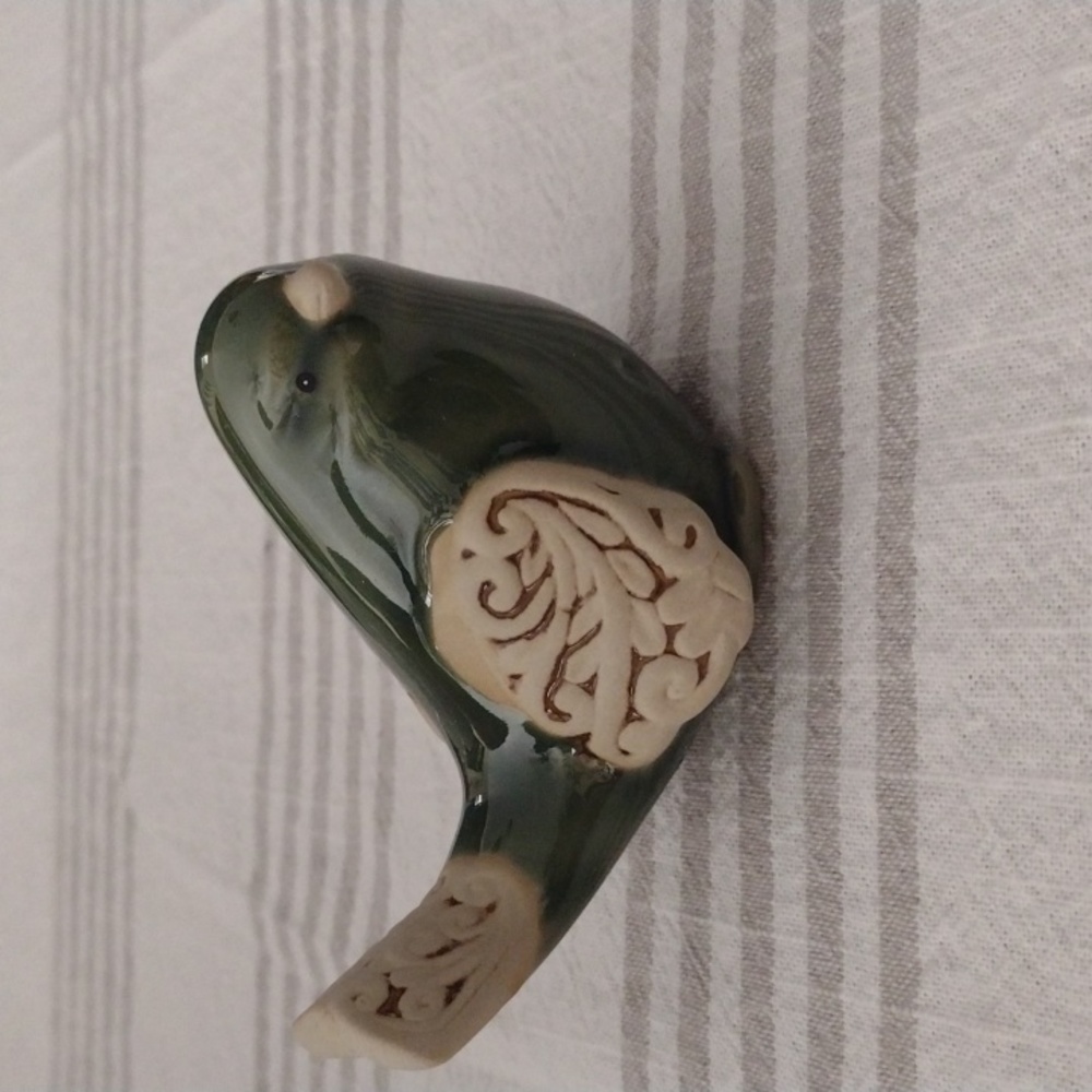 COPY - Ceramic Song Bird Figurine b630